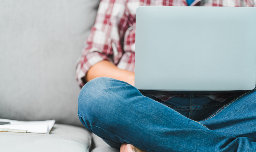 Why I Started Logging Off on Sundays | Wholesome Nomad